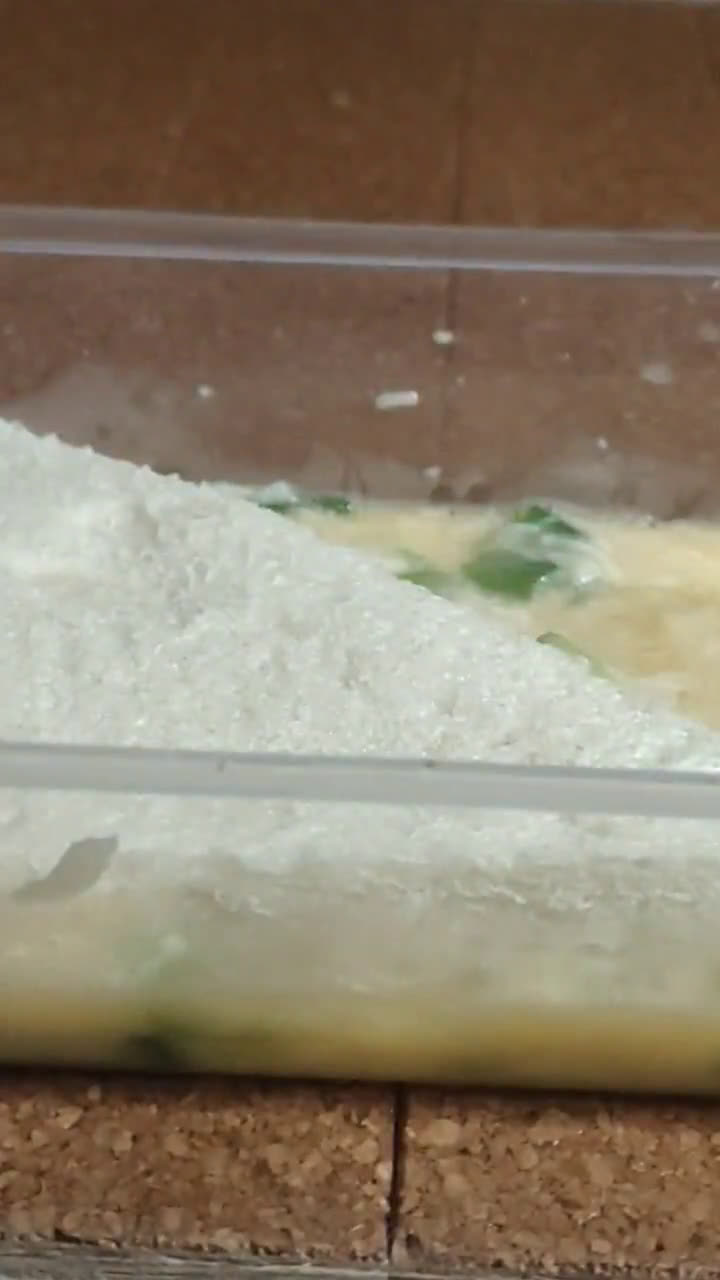 Foto langkah ke 3 dari resep Roti Tawar Selimut Keju.