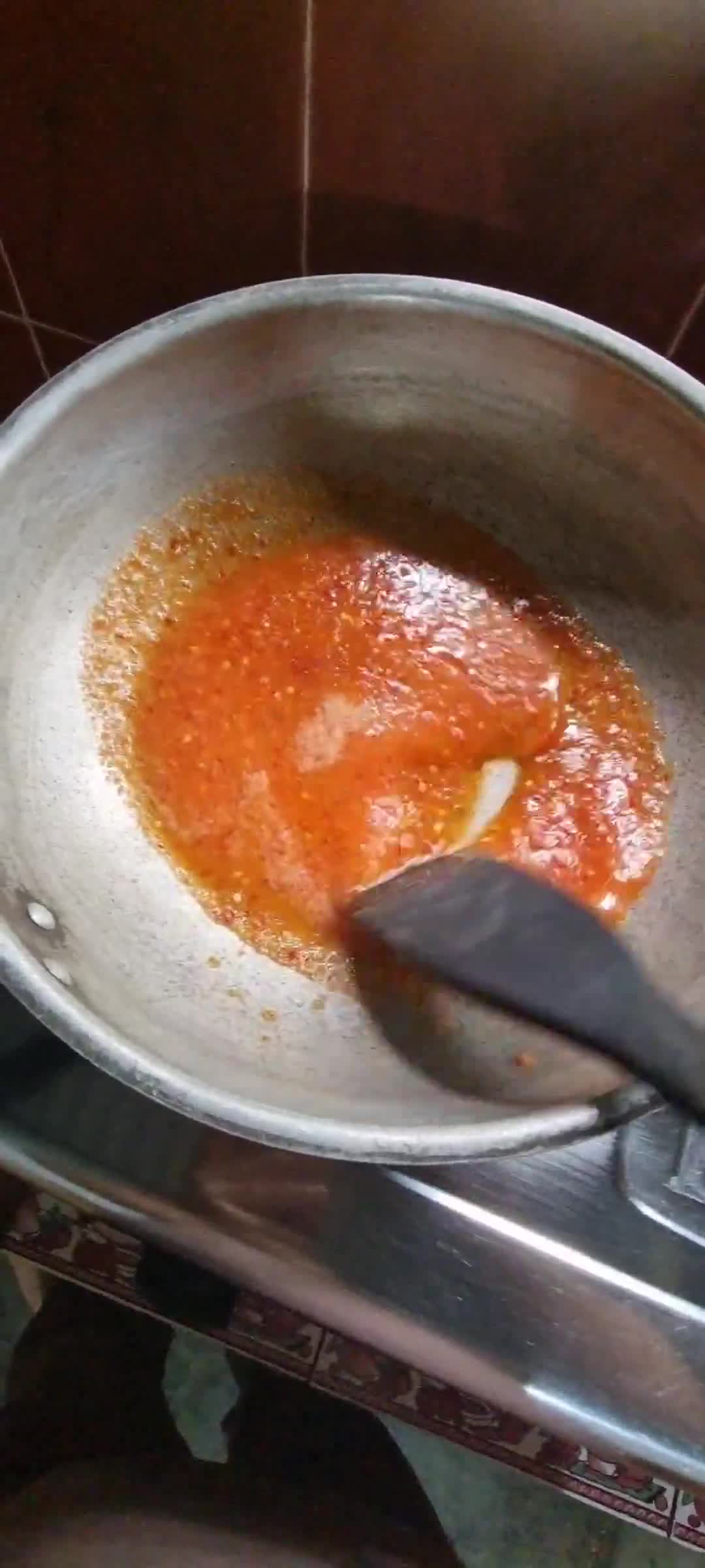 Foto langkah ke 1 dari resep Ceker Pedas Kuah Merah.