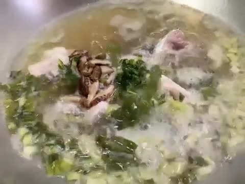 龍膽石斑の自製雪裡紅香菇飯湯的食譜步驟3照片