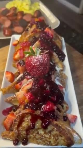 A picture of step 7 of Berry cheesecake French toast.