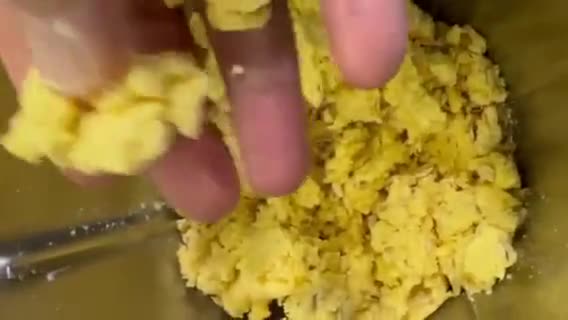 Gambar langkah 6 resipi Biskut Oat Badam Rangup dengan Tip (Biskut Raya).