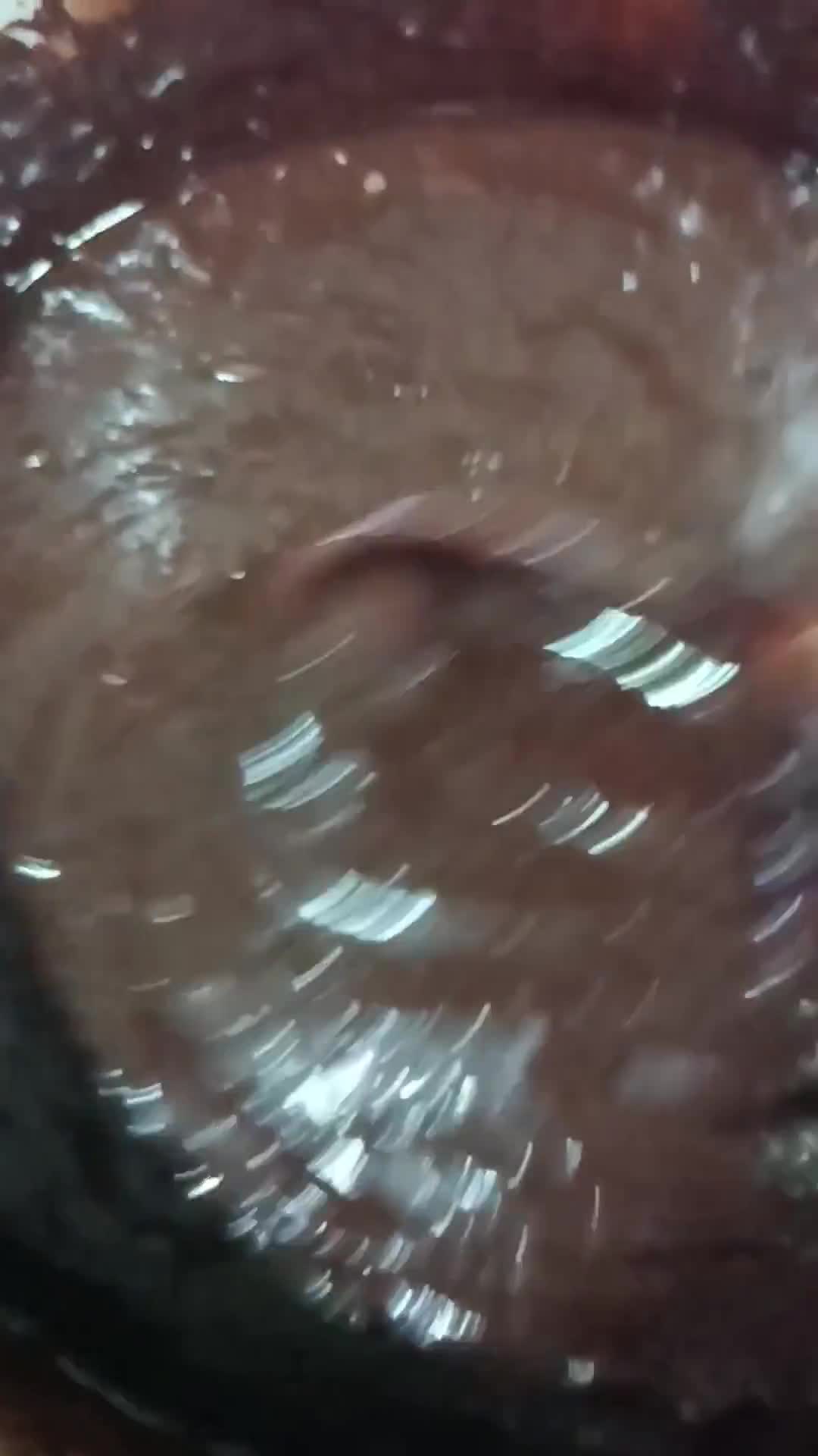 Gambar langkah 3 resipi Apam Coklat Kukus.