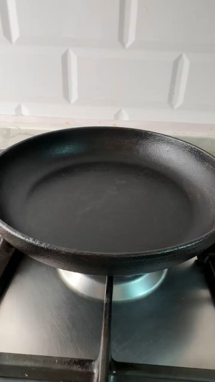 صورة لخطوة 1 من وصفة مكشن سمك الضيرك بزيت السمسم