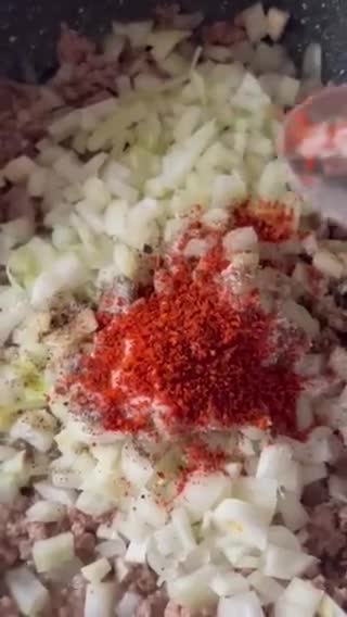صورة لخطوة 2 من وصفة حشوة السمبوسة باللحمة والشبت