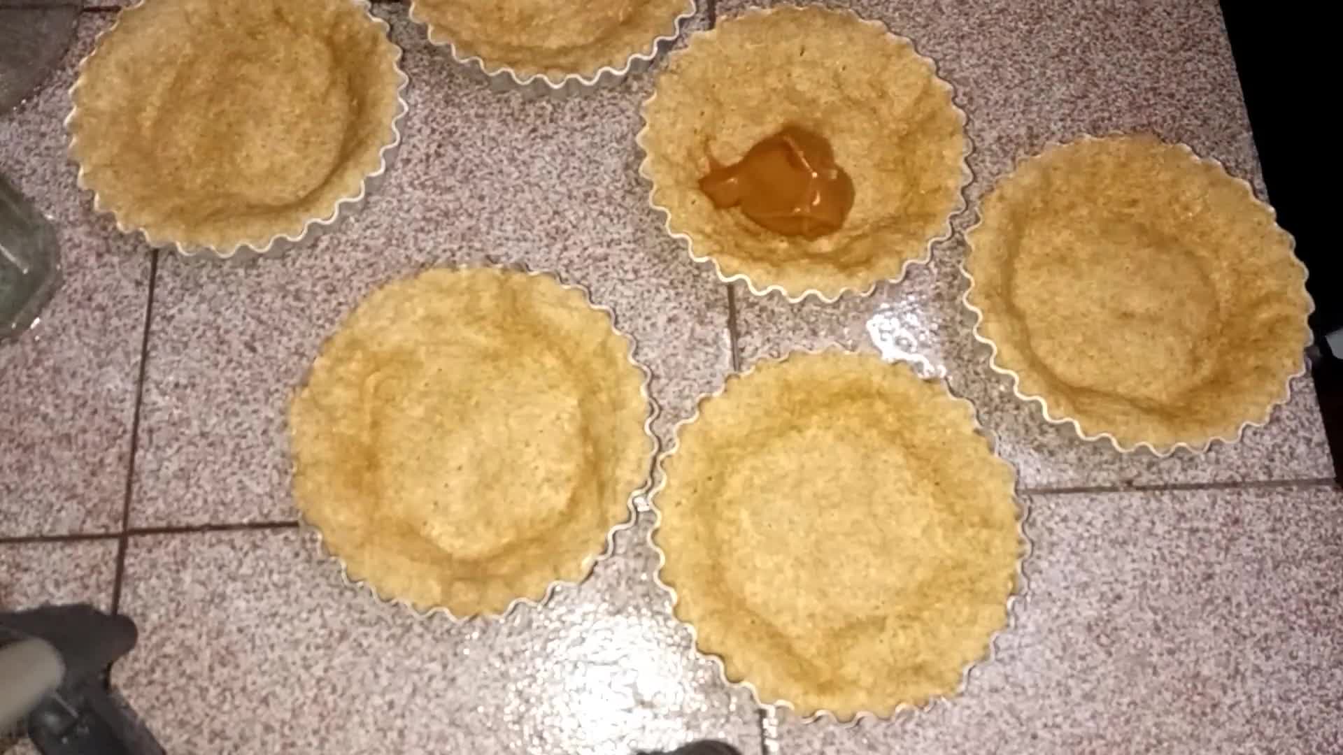 Foto del paso 6 de la receta: Tarta integral de dulce de leche y coco