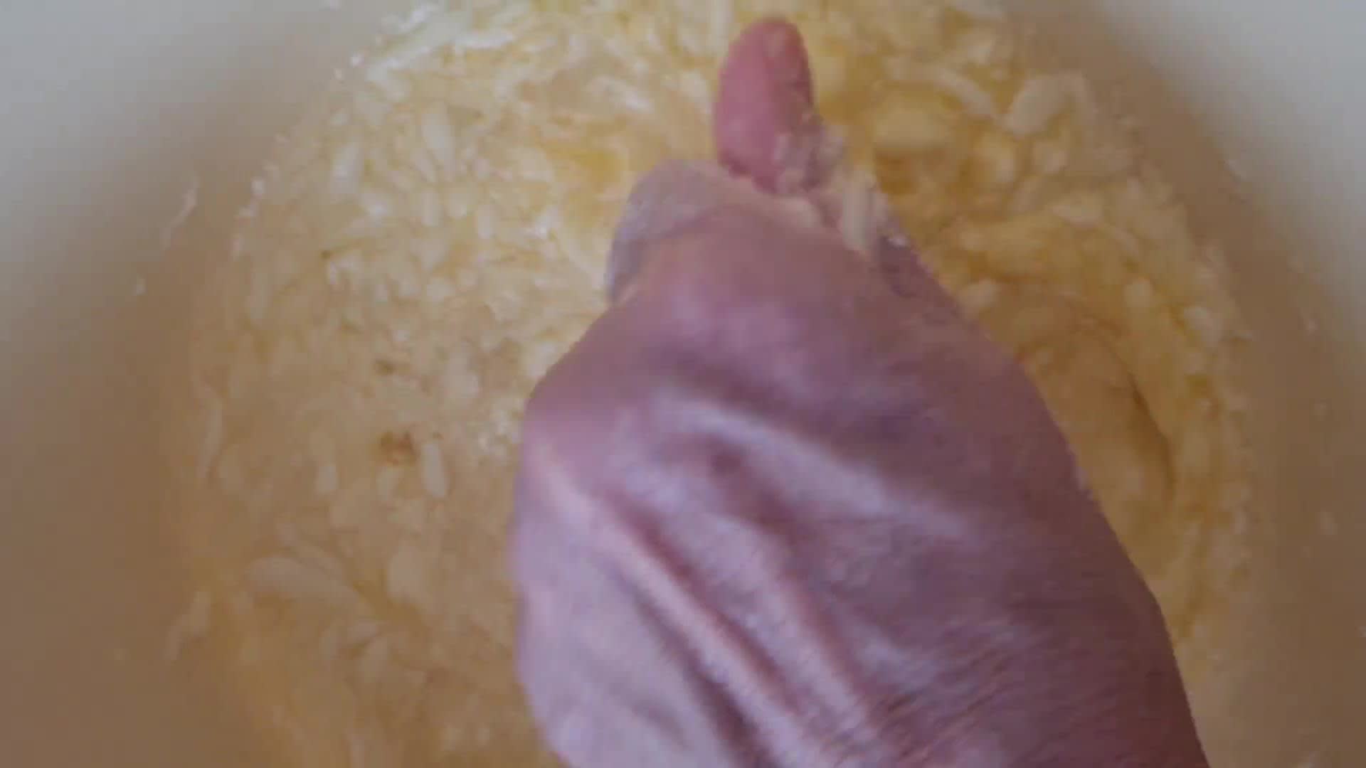 Foto del paso 2 de la receta: Chipa manduví (kandoi) 🇵🇾 Chipá dulce con maní