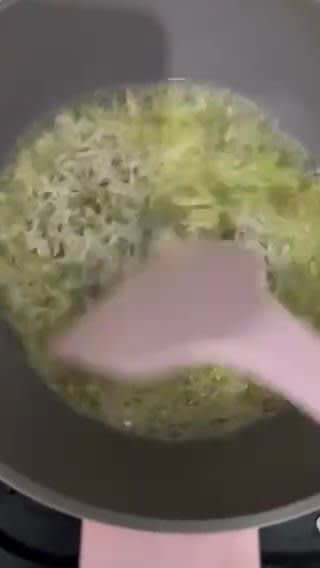 Foto langkah ke 2 dari resep Nasi Liwet Rice Cooker.