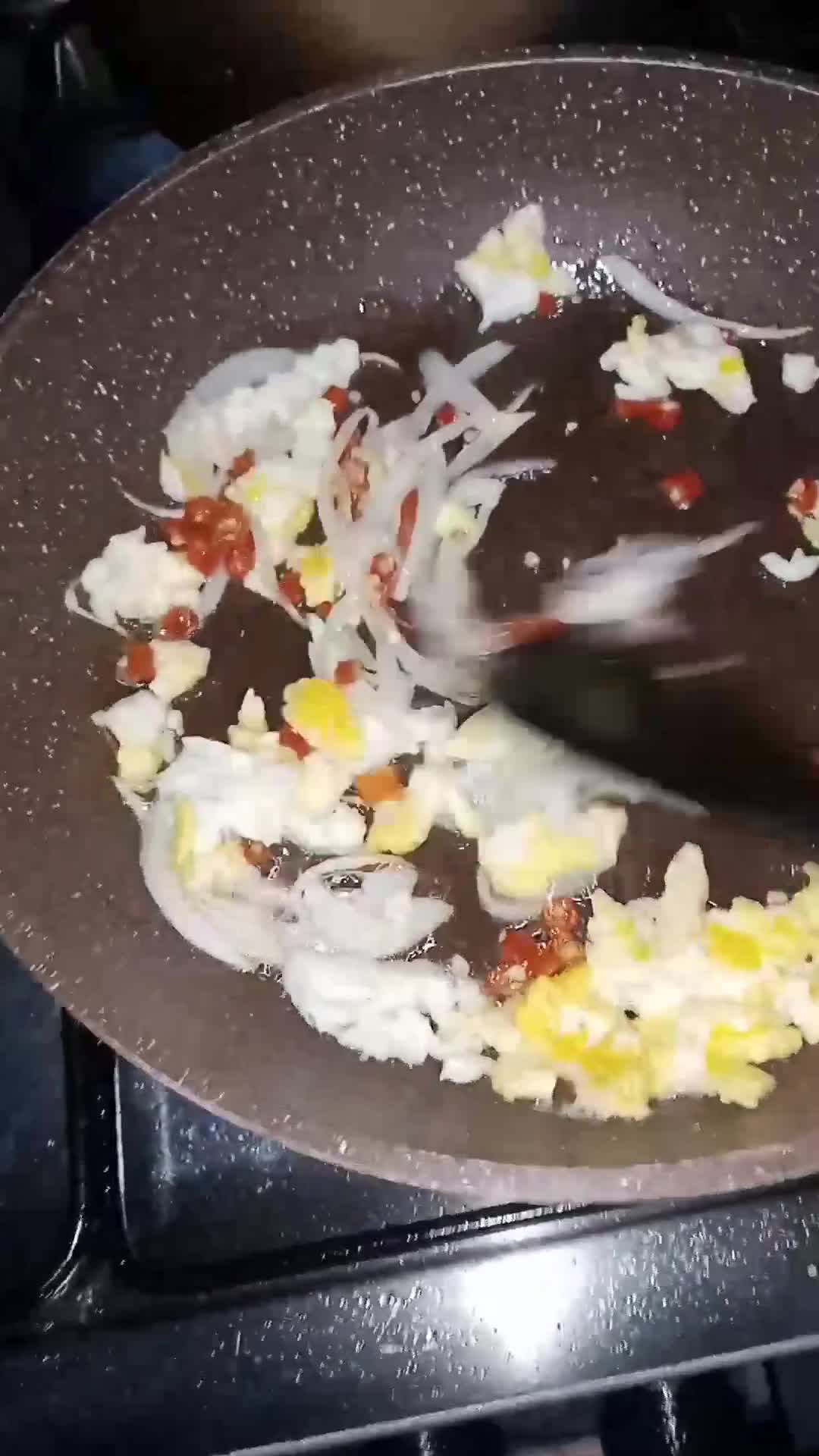 Foto langkah ke 3 dari resep Spaghetti Sarden.