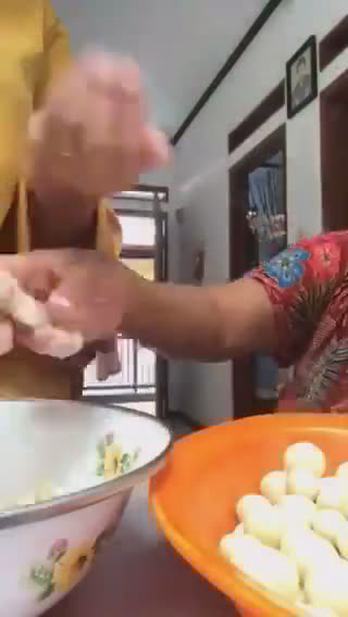 Foto langkah ke 3 dari resep Kolak Candil Ubi.