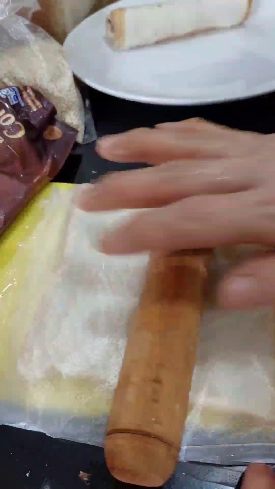 Foto langkah ke 2 dari resep Roti Tawar Gulung (287).