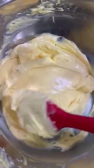 Gambar langkah 7 resipi Tart Nenas Klasik & Gebu Kak Kiah (With tip lembutkan adunan biskut)| Biskut Raya.