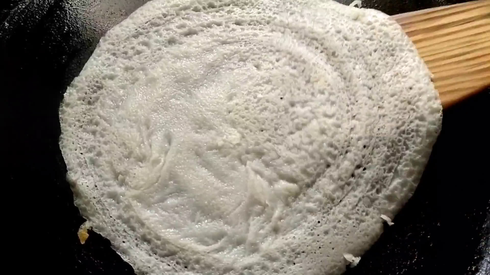 रस घावणे (ras ghavne recipe in marathi) रेसिपी स्टेप 3 फोटो 