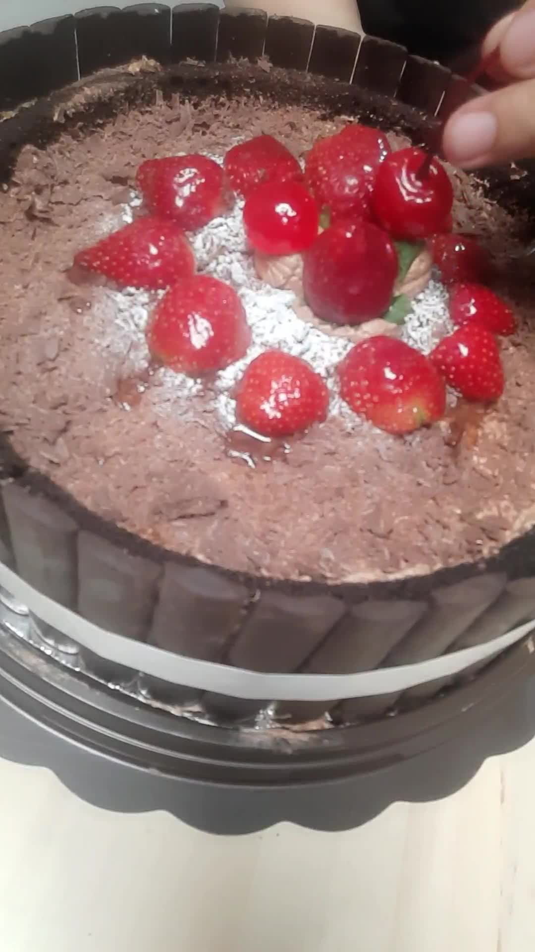 Foto langkah ke 7 dari resep Black forest kukus.