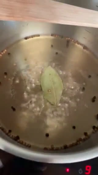 Une image de l'étape 1 de ☆Pickles de Radis Roses☆.