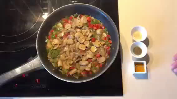 Foto del paso 2 de la receta: Mijo 🌽 con verduras 🌶🍄
