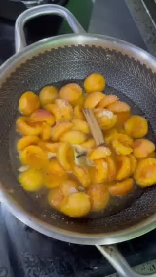 Gambar langkah 3 resipi Sira Aprikot (Preserved Apricot).