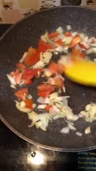 Foto langkah ke 3 dari resep Nasi Kebuli Sapi rice cooker (pakai bumbu Instan).
