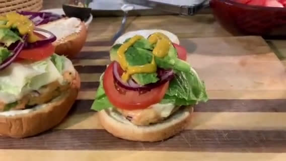 Foto del paso 6 de la receta: Hamburguesas de Salmón