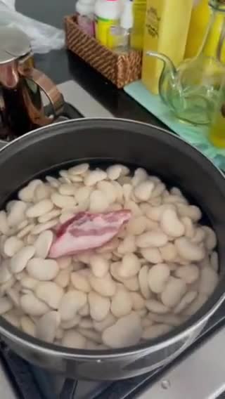 Foto del paso 2 de la receta: Pallares cremosos con pescado frito !