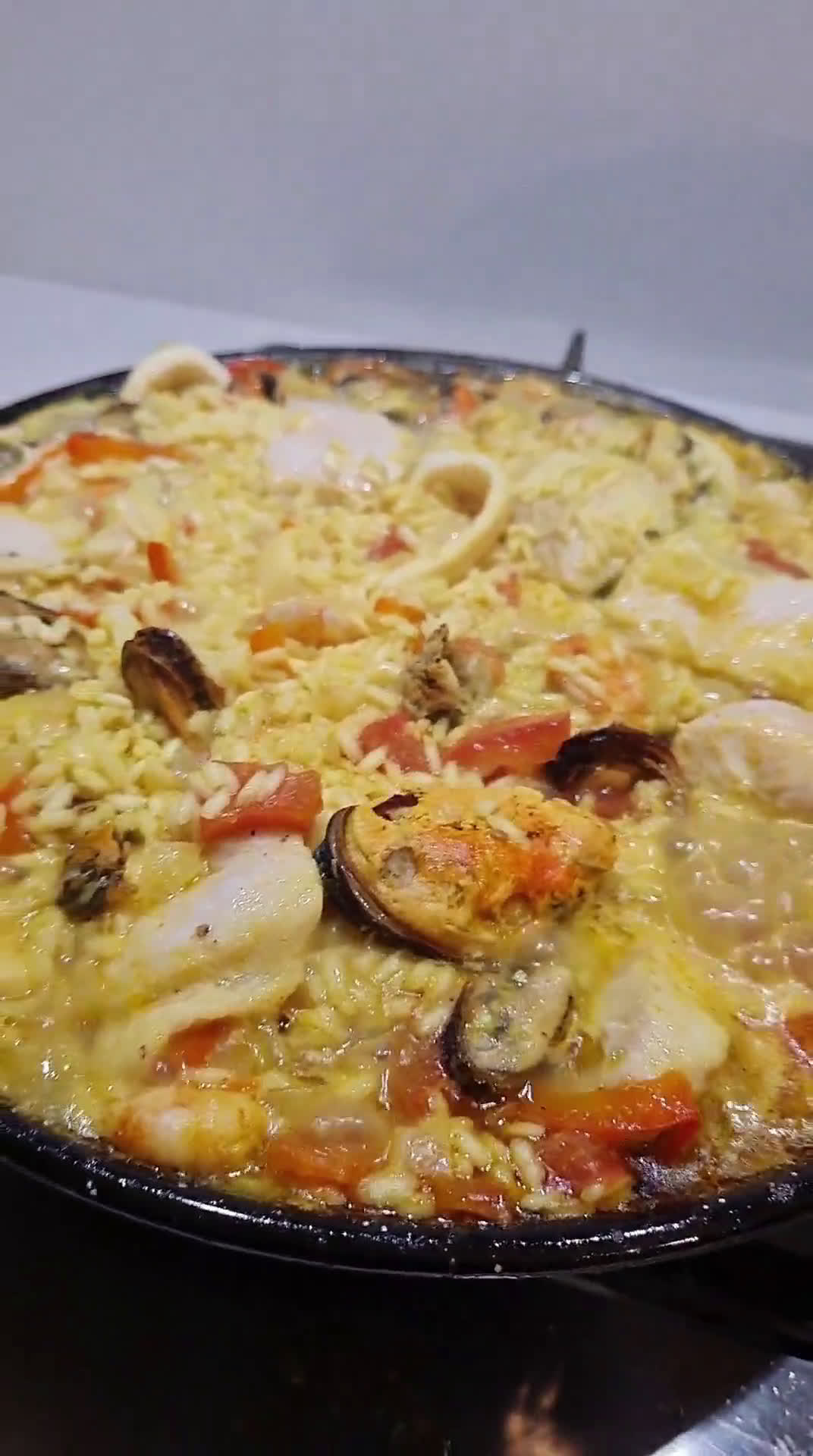 Foto del paso 6 de la receta: Paella de mariscos