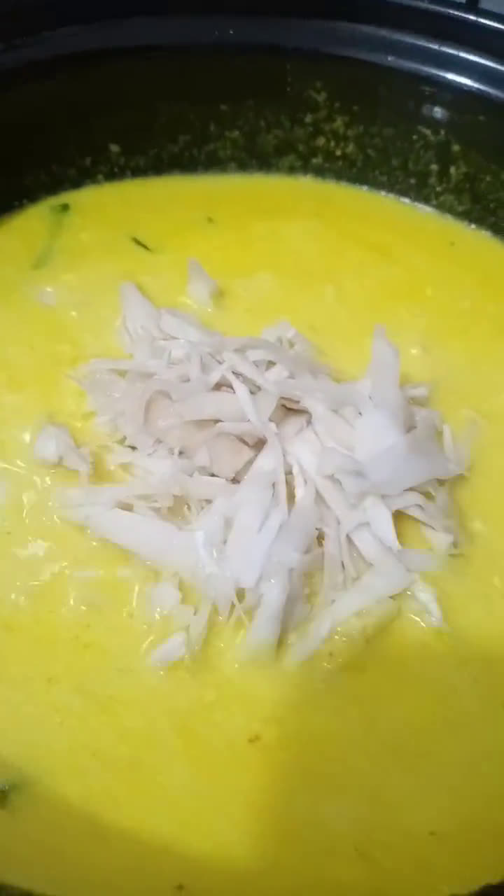 Gambar langkah 2 resipi Masak Lomak Cili Api Rebung & Perut Lembu.