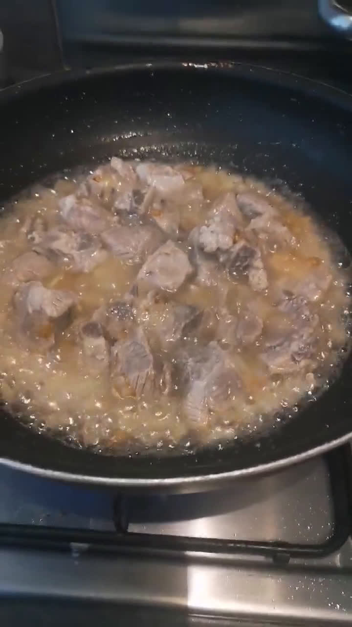 A picture of step 2 of Mutton Shinwari karahi.
