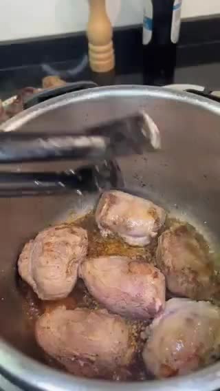 Foto del paso 2 de la receta: Carrilleras al Pedro Ximénez