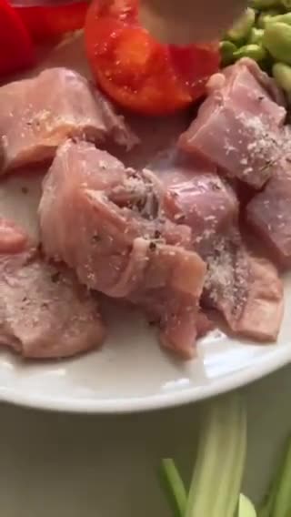 Foto del paso 1 de la receta: Arroz con conejo, acelgas silvestres y legumbres, en olla exprés. Cómo guardarlo?