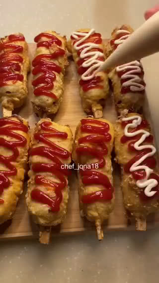 صورة لخطوة 4 من وصفة اعواد هوت دوغ 🌭