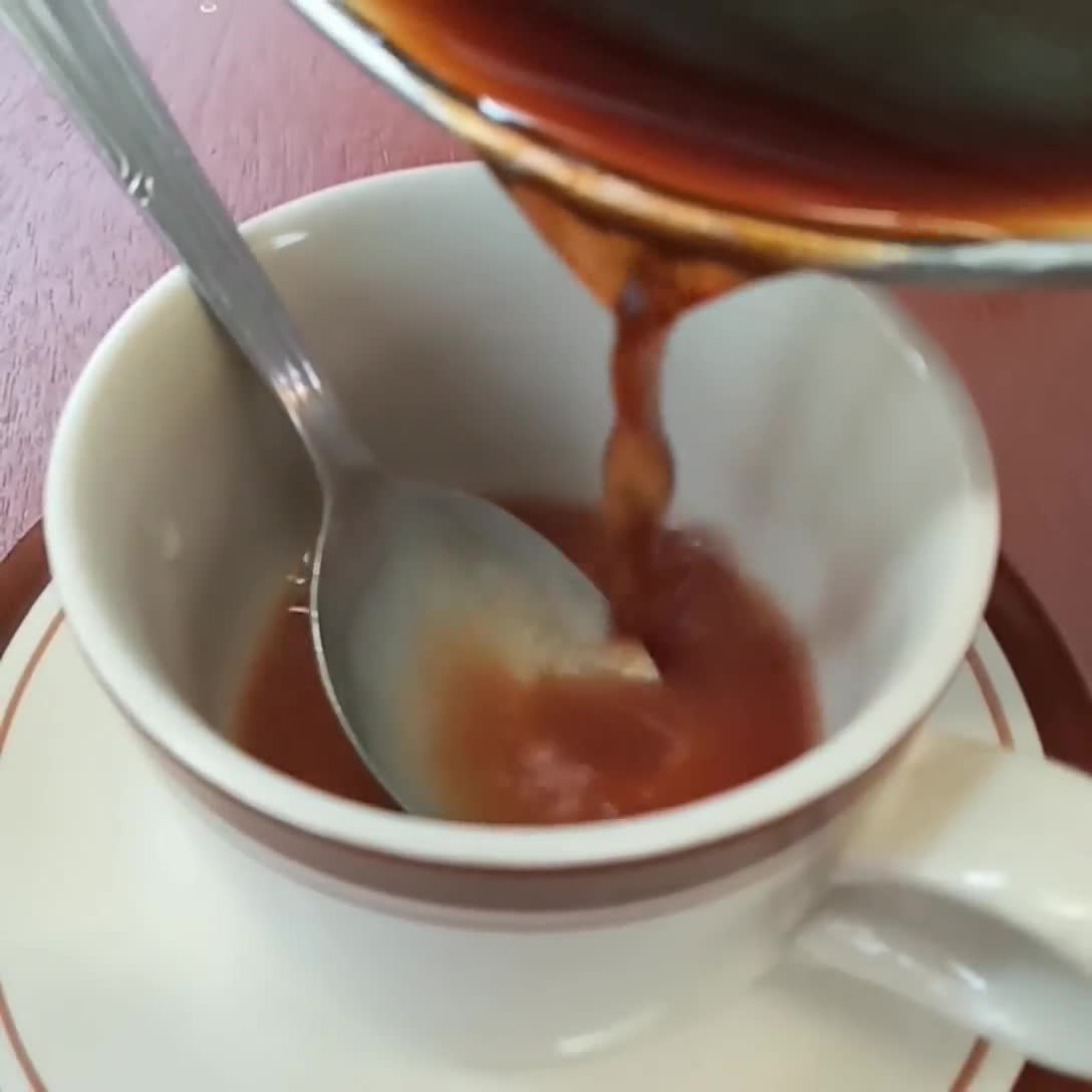 Foto langkah ke 3 dari resep Cinnamon Milk Tea.