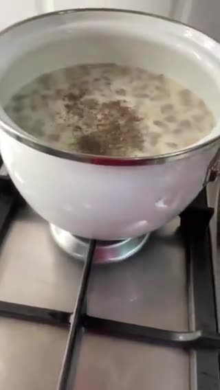 صورة لخطوة 5 من وصفة شوربة الهليون بالمشروم والكريمه