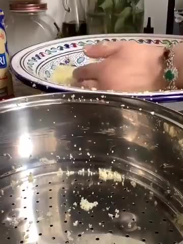 Une image de l'étape 3 de S’effa🍨couscous 🥄sucré aux fruits secs.