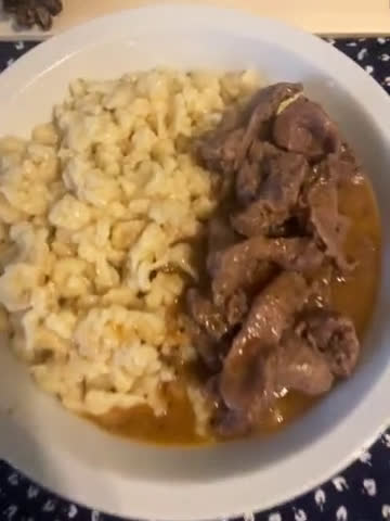 Zuza pörkölt,Erkásan😉🇭🇺 recept fázis 3 fotója