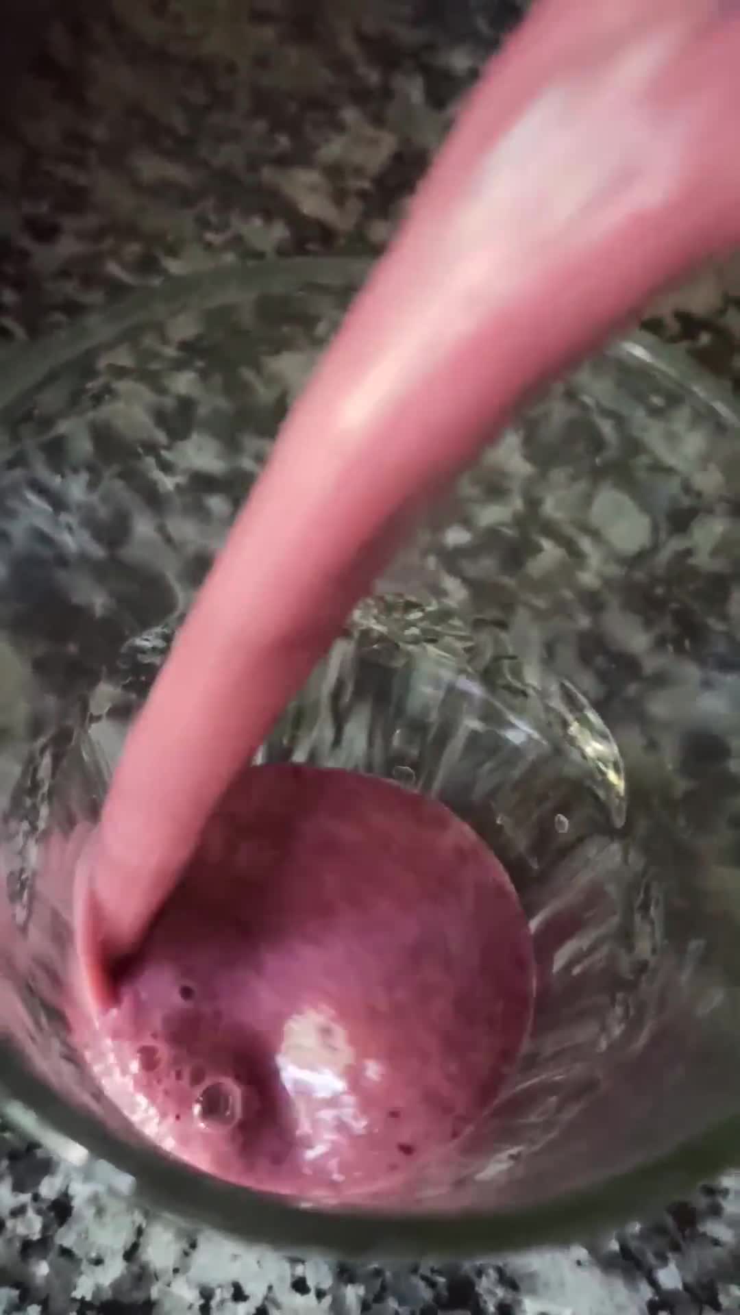 Foto del paso 3 de la receta: Smoothie de frutos rojos