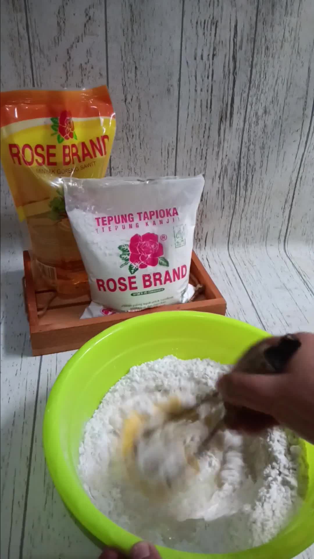 Foto langkah ke 7 dari resep Sosis solo.