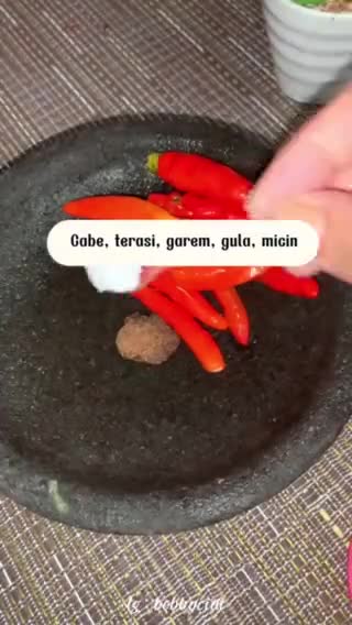 Foto langkah ke 1 dari resep Sambel tempong khas banyuwangi.