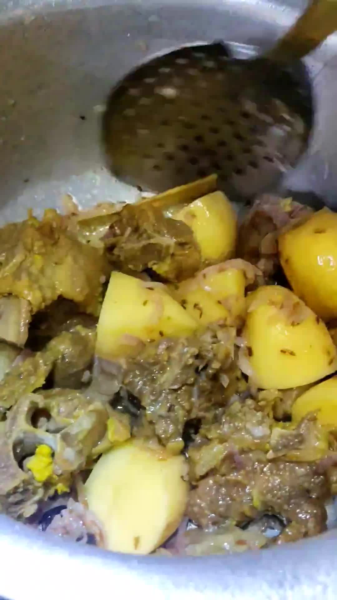 A picture of step 6 of Mutton Yakhni Pulao.