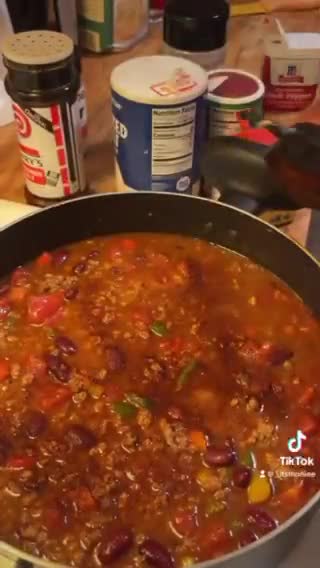 A picture of step 8 of Vegan Chili.