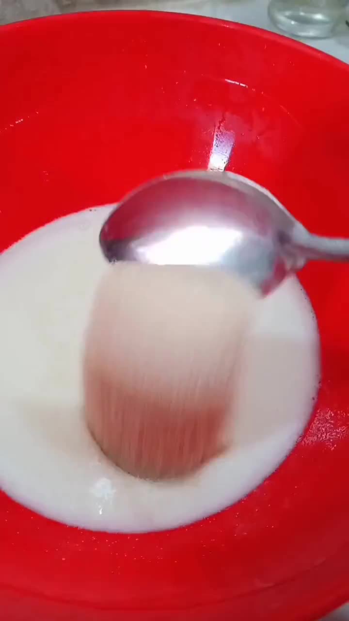 صورة لخطوة 1 من وصفة مملحات الوردة 🌼 بحشو بسيط جدا