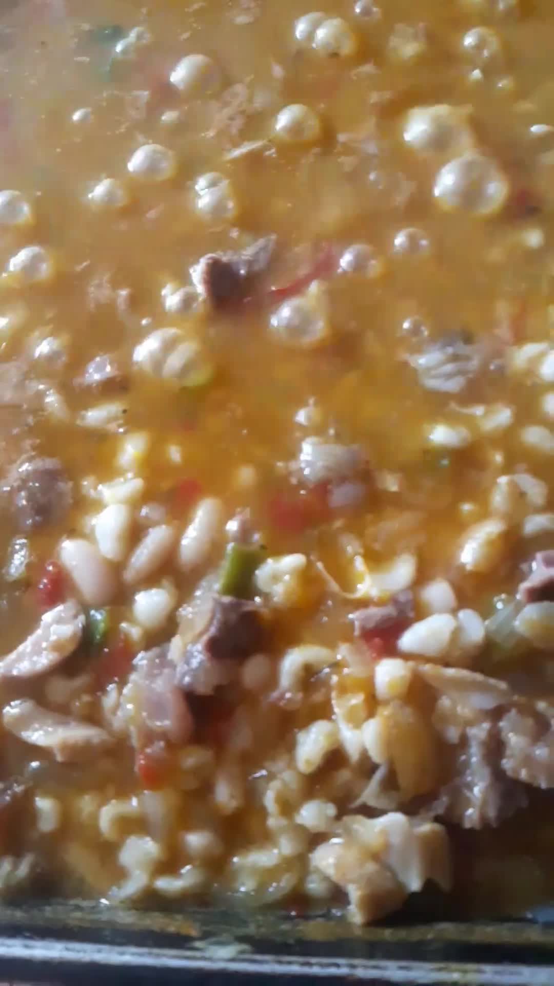 Foto del paso 8 de la receta: Locro de maíz blanco y porotos
