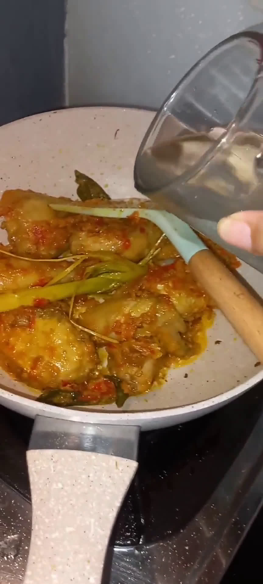 Foto langkah ke 3 dari resep Ayam Rica-Rica.