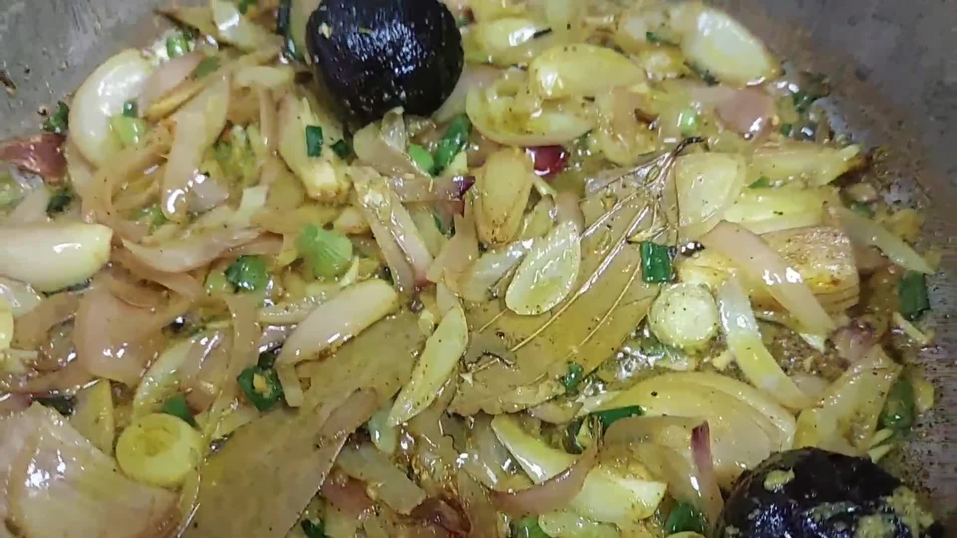 صورة لخطوة 2 من وصفة صالونة السمك البحرينية