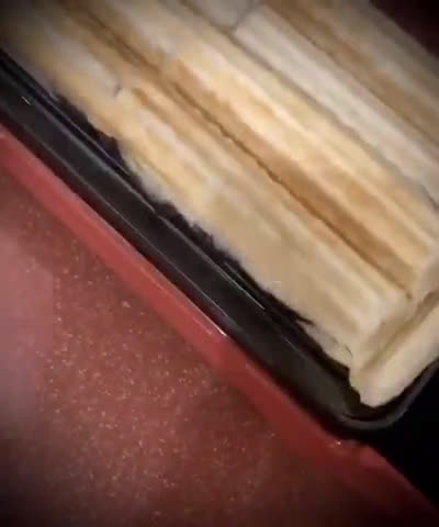 صورة لخطوة 5 من وصفة شوروز السينابون بالحجمين الميني والوسط 👌🏻
