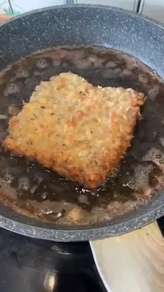 Foto del passaggio 5 della ricetta Milanesa Napolitana