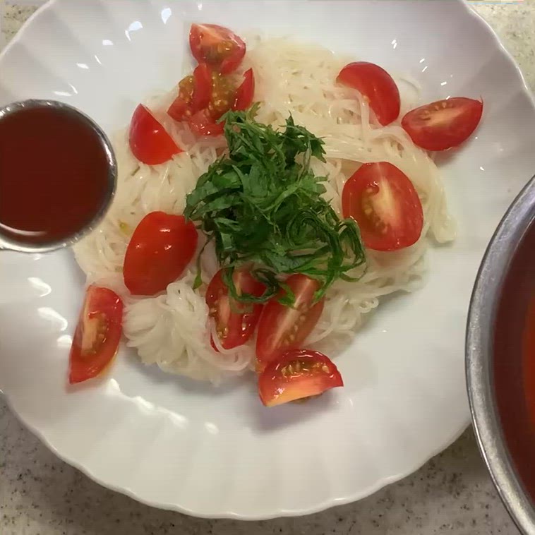 簡単！大葉とトマトの冷製そうめん作り方5写真