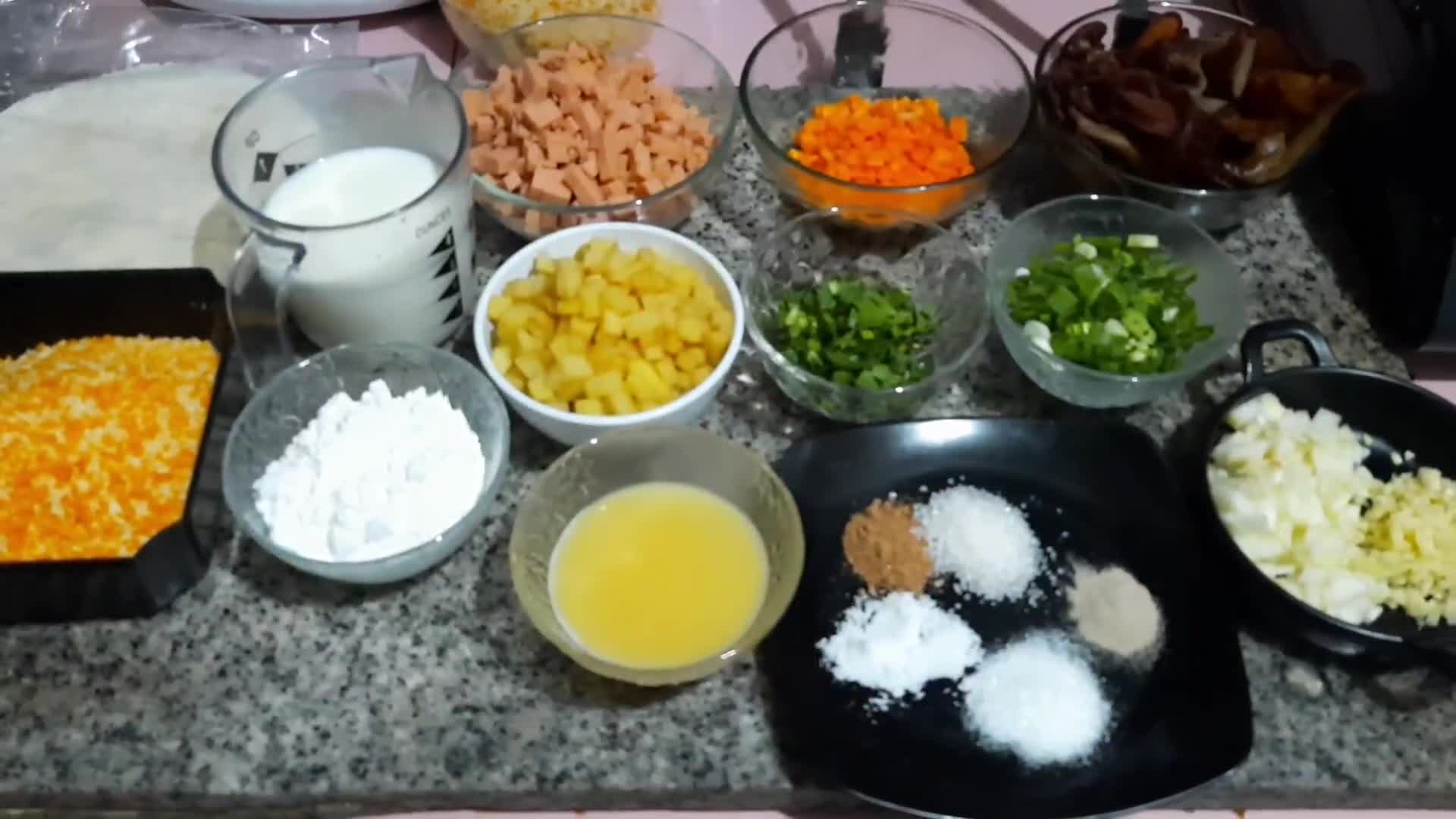 Foto langkah ke 1 dari resep 💕RISOL SAYUR JAMUR KUPING.