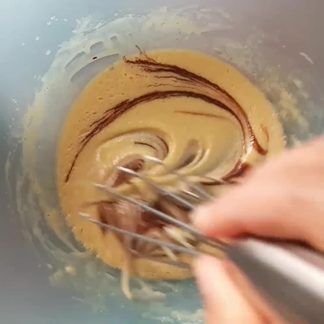 Foto langkah ke 4 dari resep Brownies Kukus Chocolatos Keju.