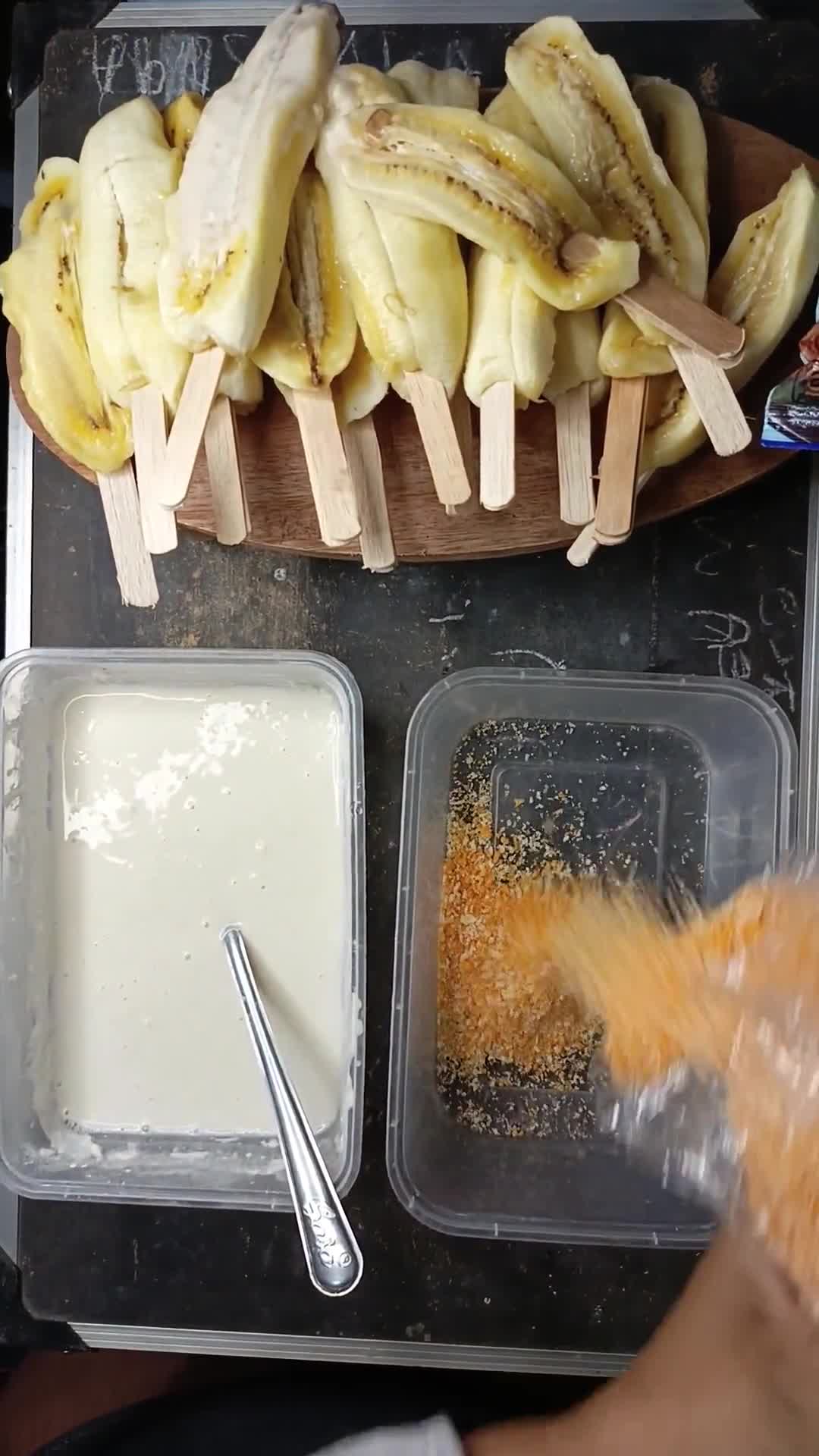 Foto langkah ke 4 dari resep Banana Satay.