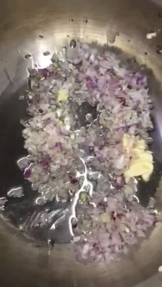 صورة لخطوة 2 من وصفة كريات الدجاج والقرنبيط
