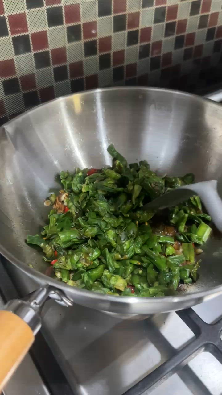 Foto langkah ke 3 dari resep Tumis Genjer.